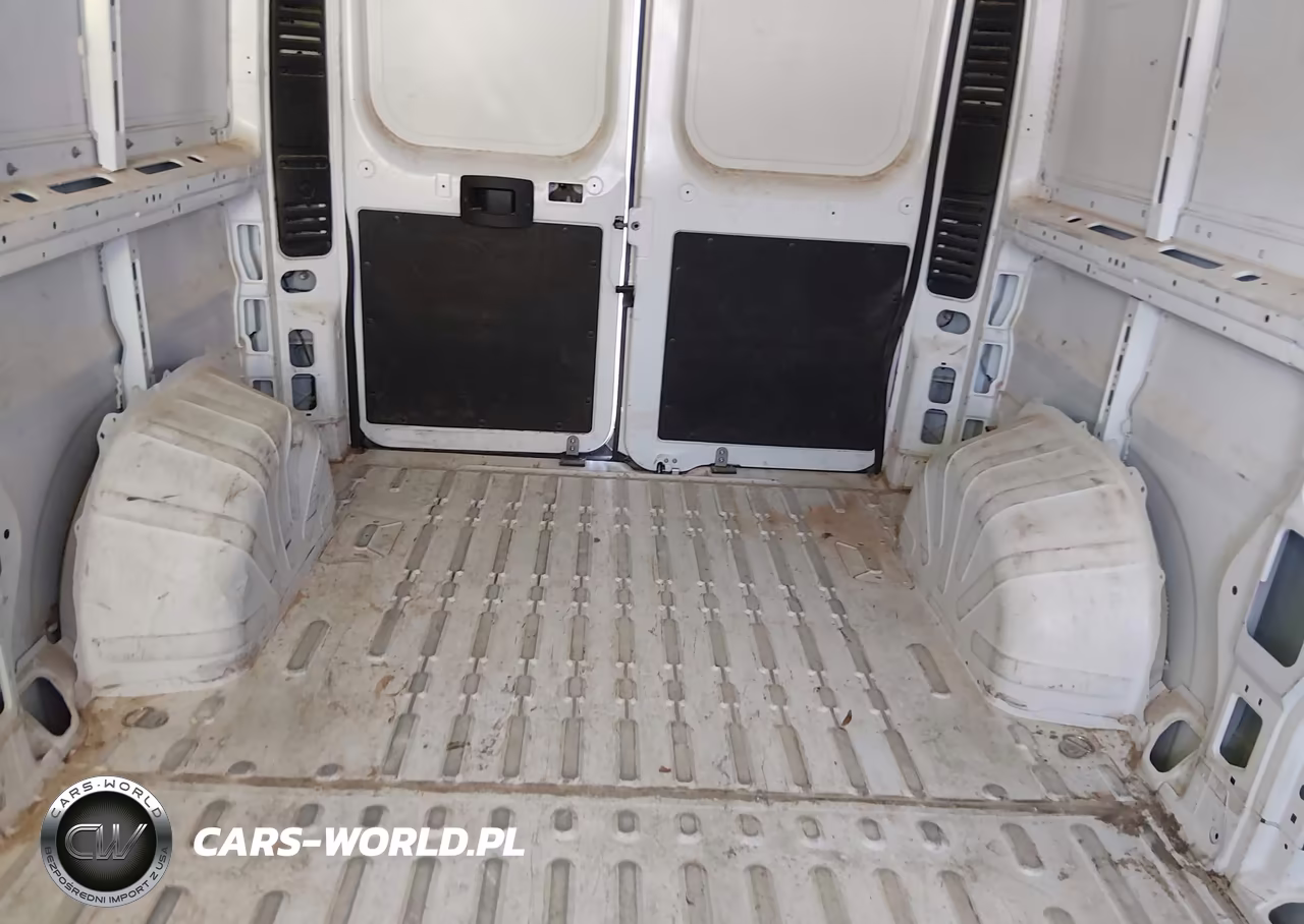 2025 Ram Promaster 2500 Tradesman Low Roof 136 Wb W-Pass Seat VIN:3C6LRVVG6SE511705 - 8