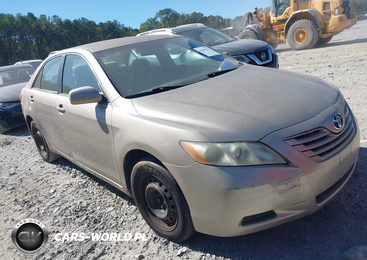 2009 Toyota Camry Le – zdjęcie 1 z 11