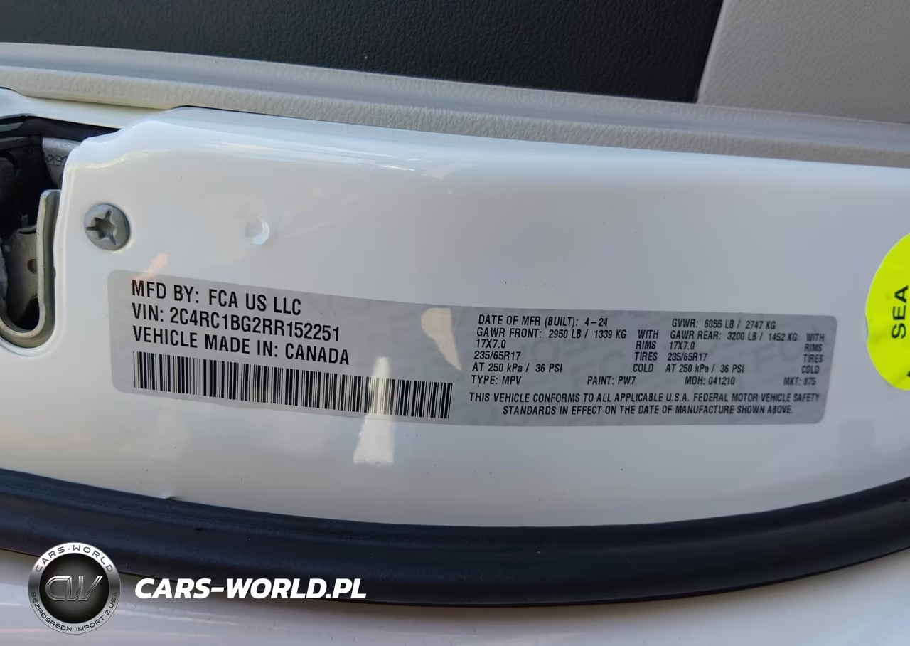 2024 Chrysler Pacifica Touring L VIN:2C4RC1BG2RR152251 - 9