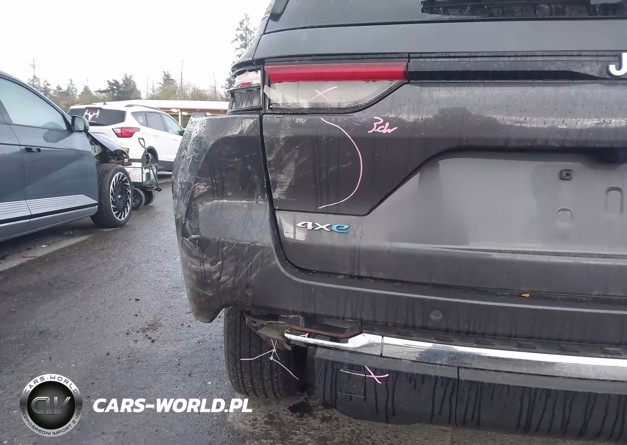2024 Jeep Grand Cherokee 4Xe VIN:1C4RJYB66R8566845 - 18