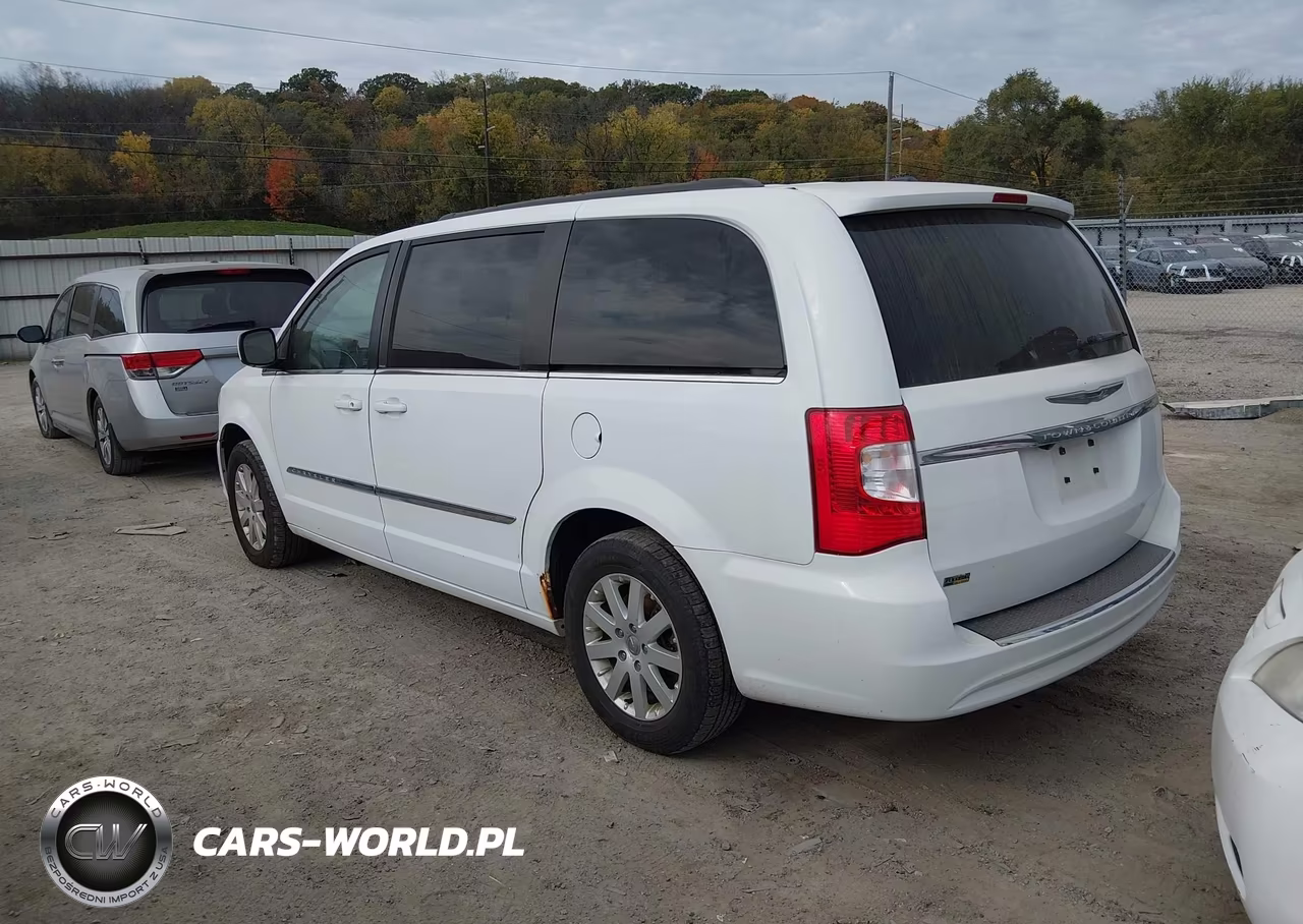 2014 Chrysler Town & Country Touring VIN:2C4RC1BG0ER247451 - 3