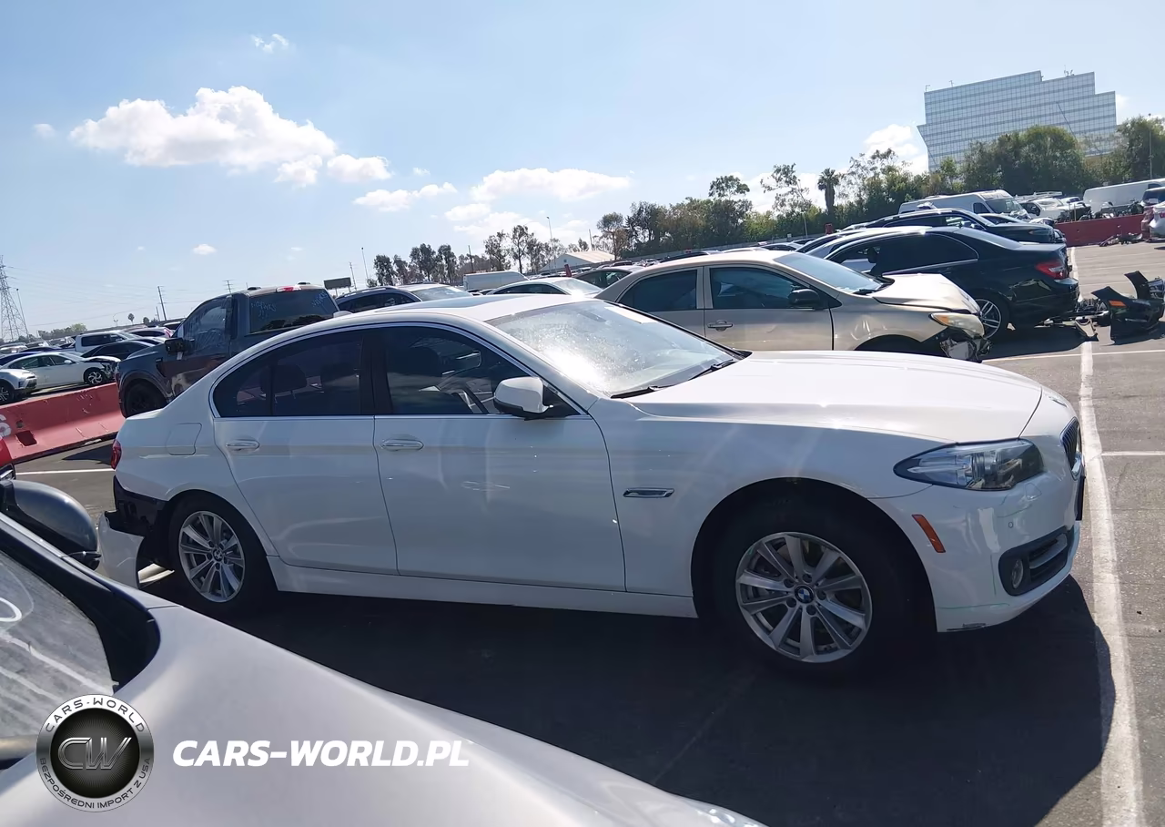 2016 BMW 528I VIN:WBA5A5C56GG352229 - 14