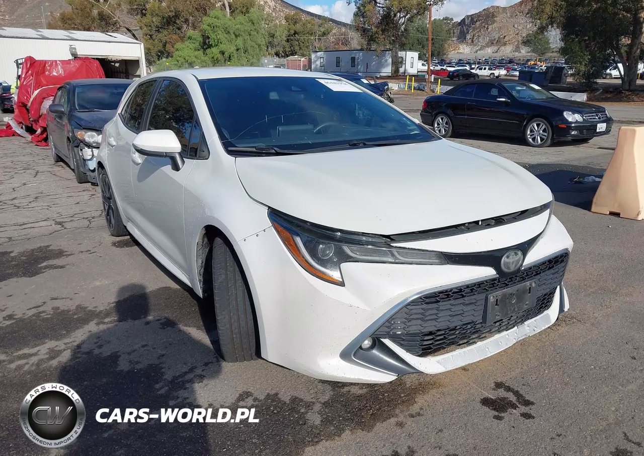 2019 Toyota Corolla Xse VIN:JTNK4RBE1K3046038 - 1
