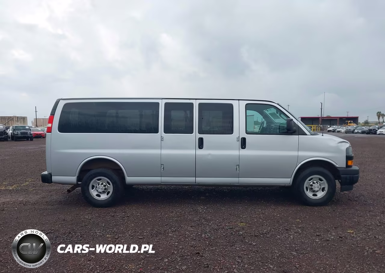 2018 Chevrolet Express 3500 Ls VIN:1GAZGNFG8J1299858 - 14