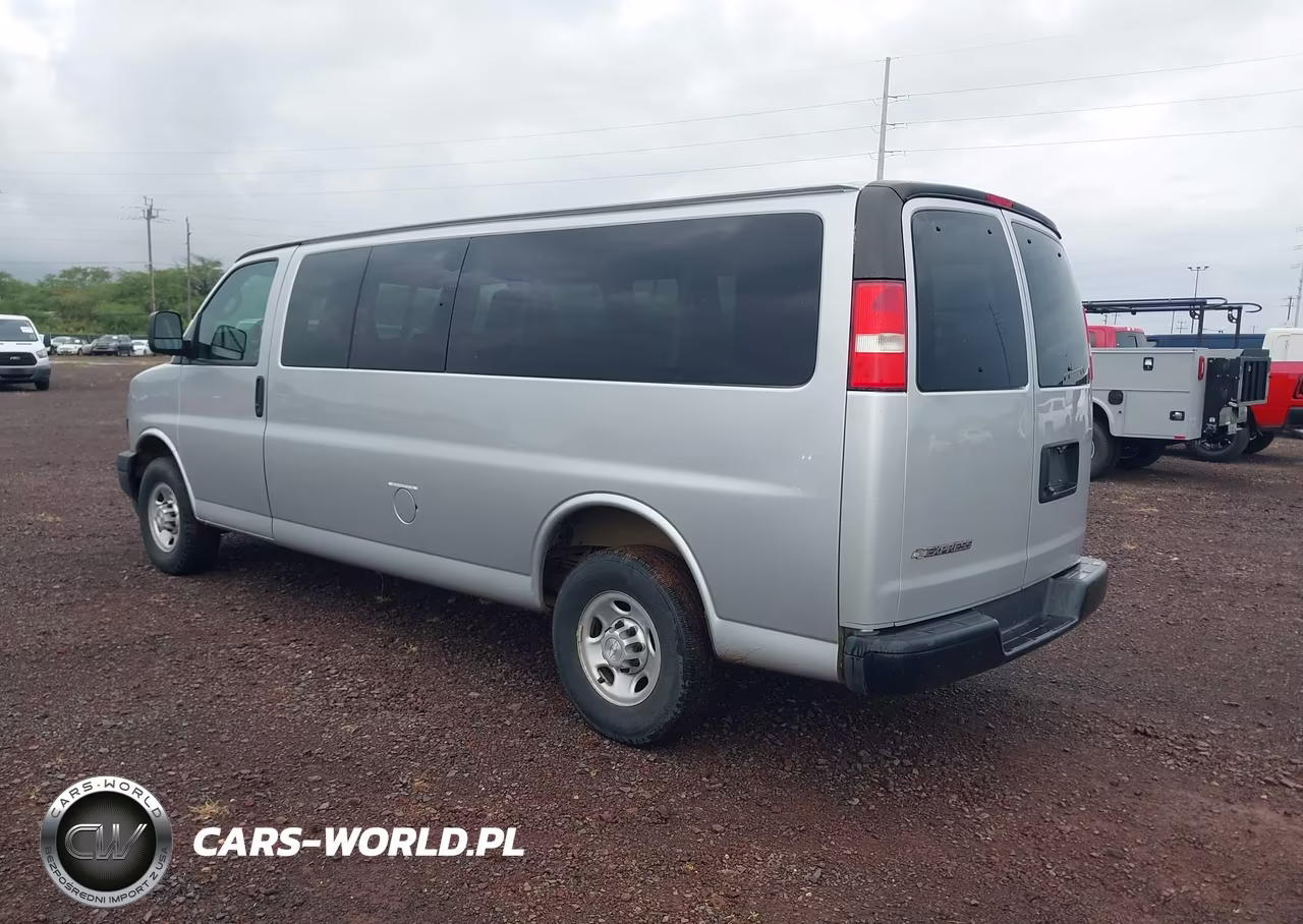 2018 Chevrolet Express 3500 Ls VIN:1GAZGNFG8J1299858 - 3