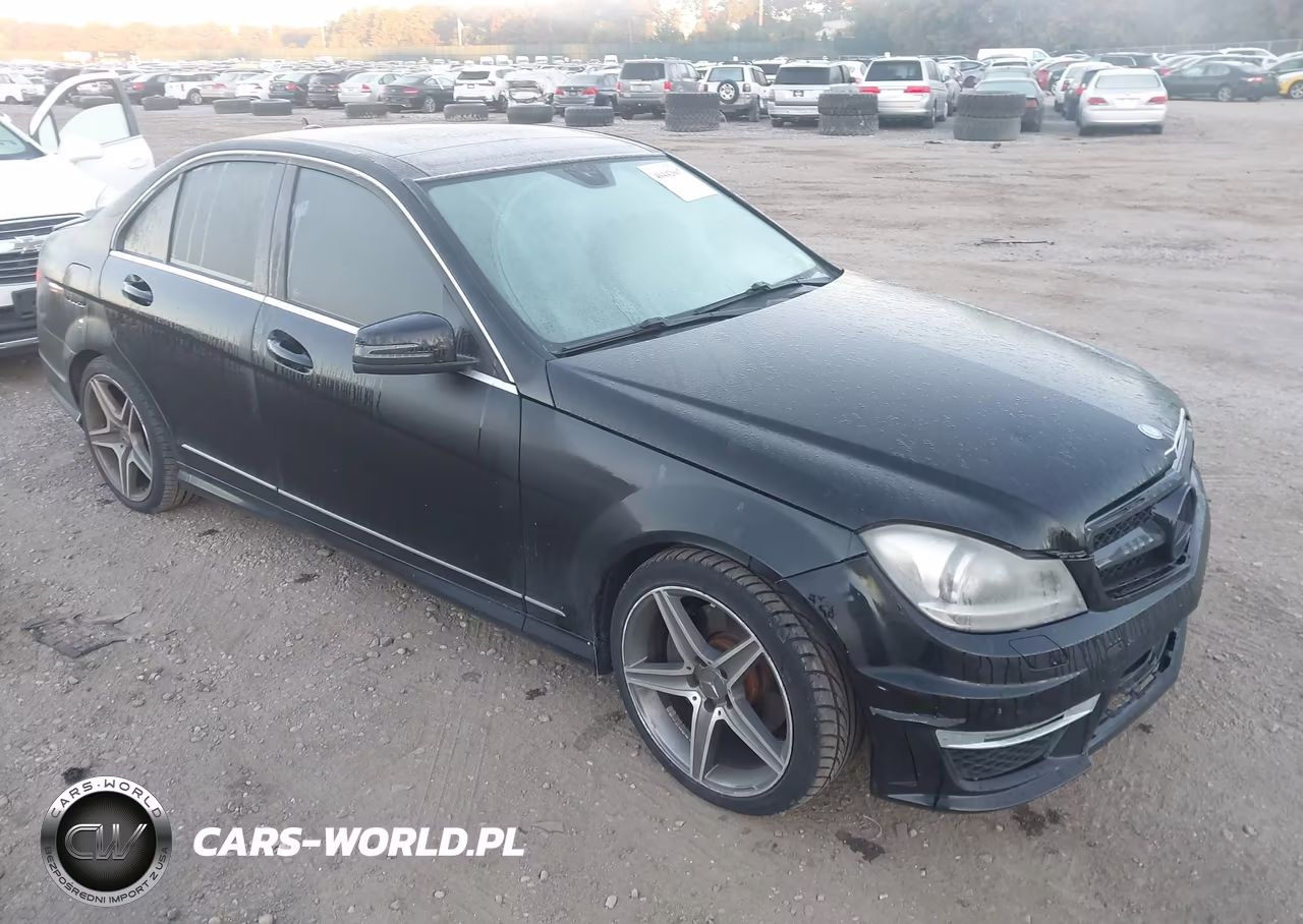 2013 Mercedes-Benz C 300 Sport 4Matic VIN:WDDGF8AB0DR275449 - 1