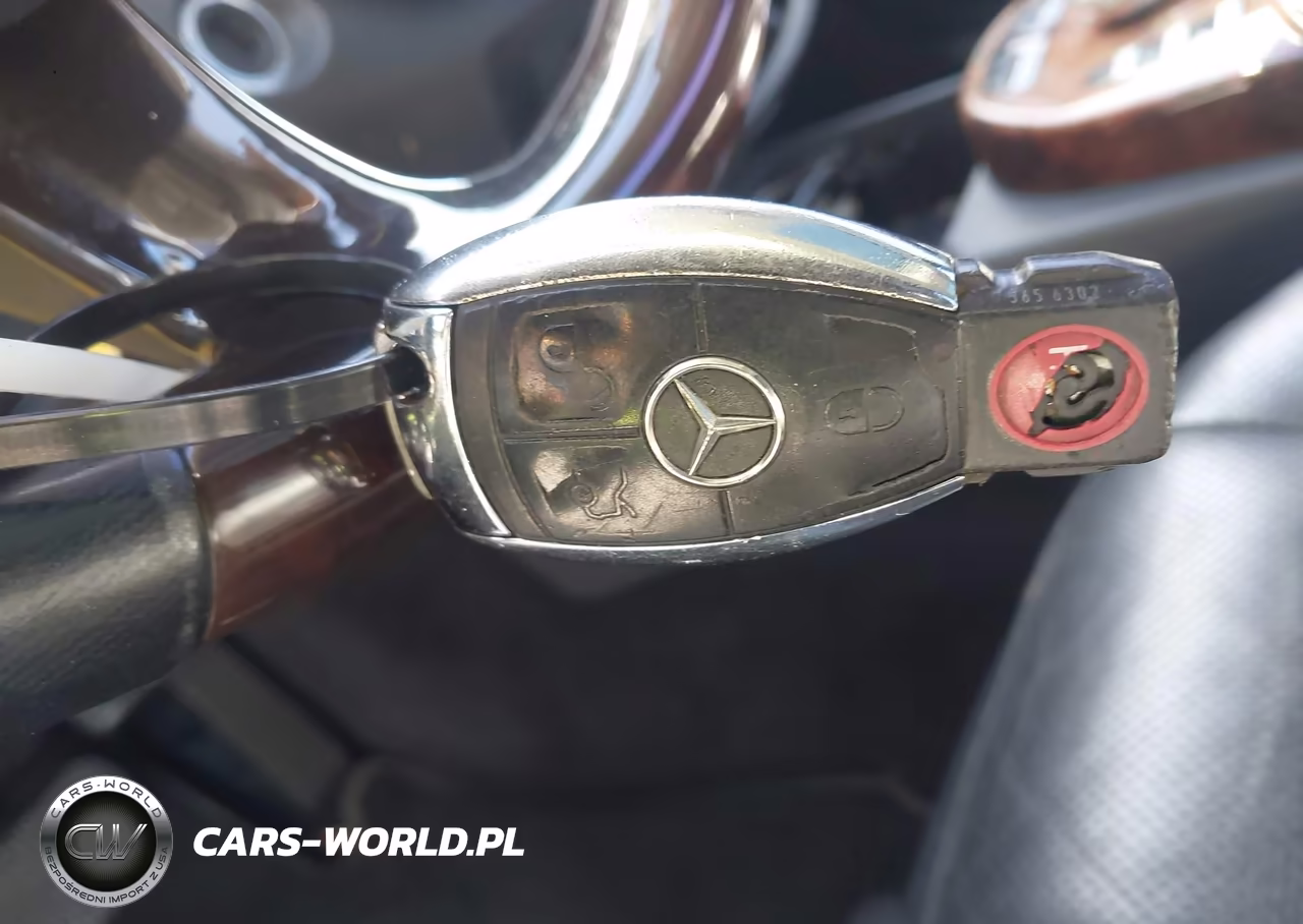 2007 Mercedes-Benz S 550 VIN:WDDNG71X07A084479 - 11