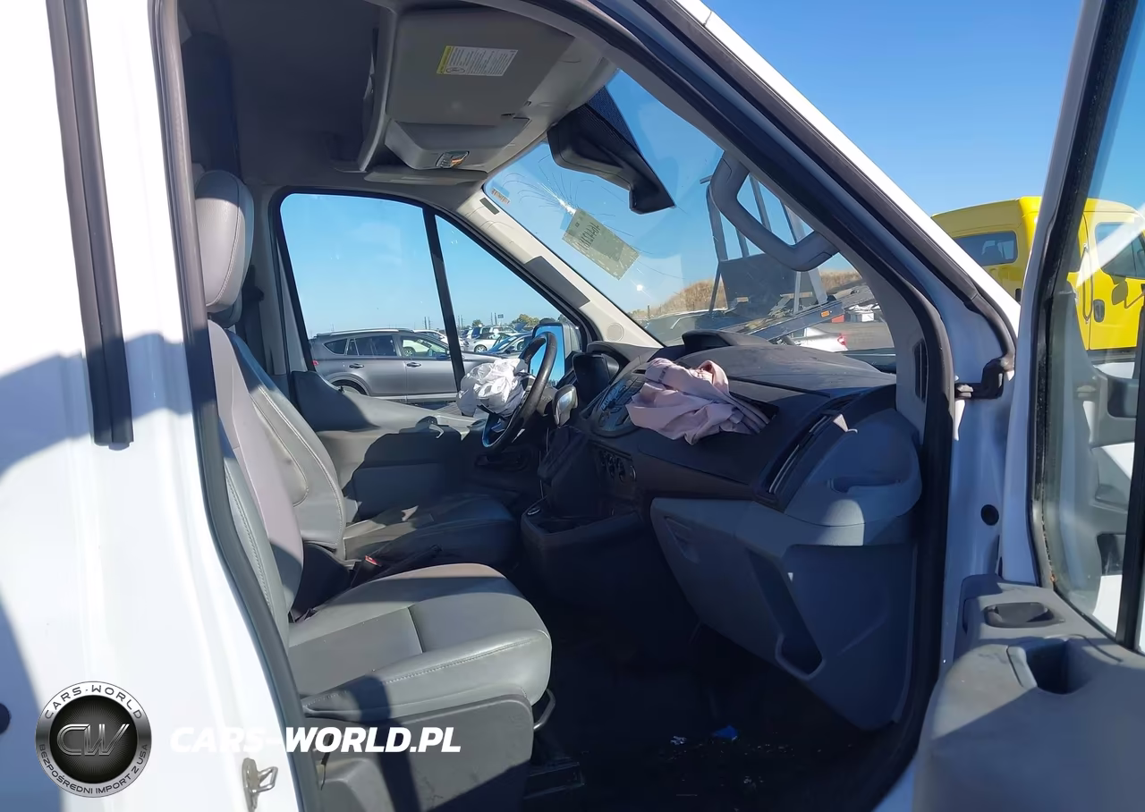 2017 Ford Transit-150 VIN:1FTYE1CM0HKB54040 - 5