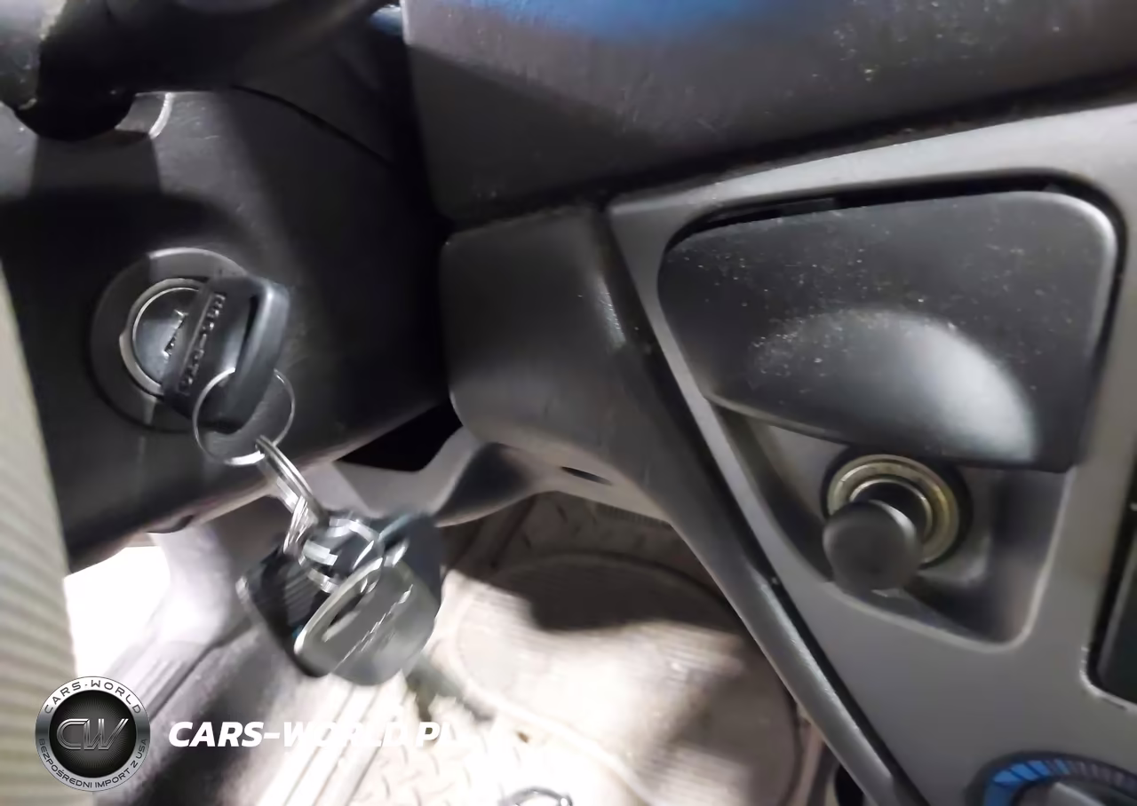 2004 Ford Focus Zx3 VIN:3FAFP31Z84R105899 - 11