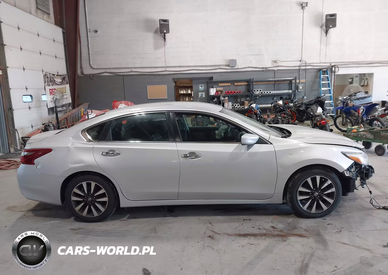 2018 Nissan Altima 2.5 Sv VIN:1N4AL3AP0JC241958 - 13