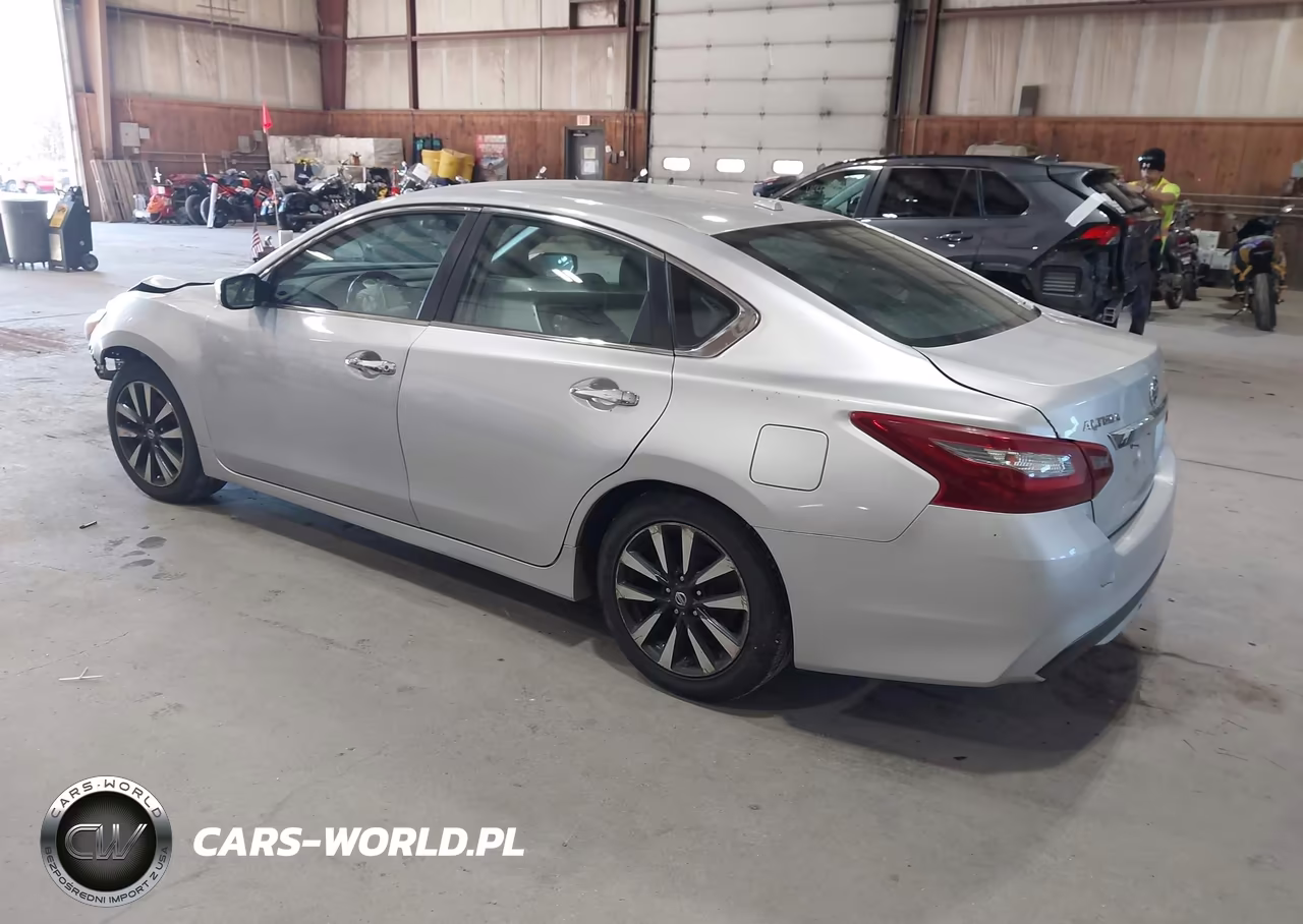 2018 Nissan Altima 2.5 Sv VIN:1N4AL3AP0JC241958 - 3
