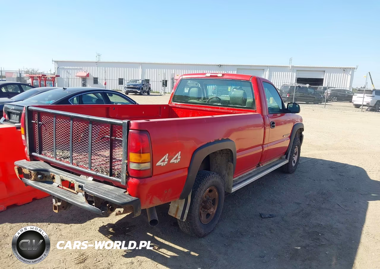 2003 GMC Sierra 2500Hd Work Truck VIN:1GTHK24U83E260482 - 4