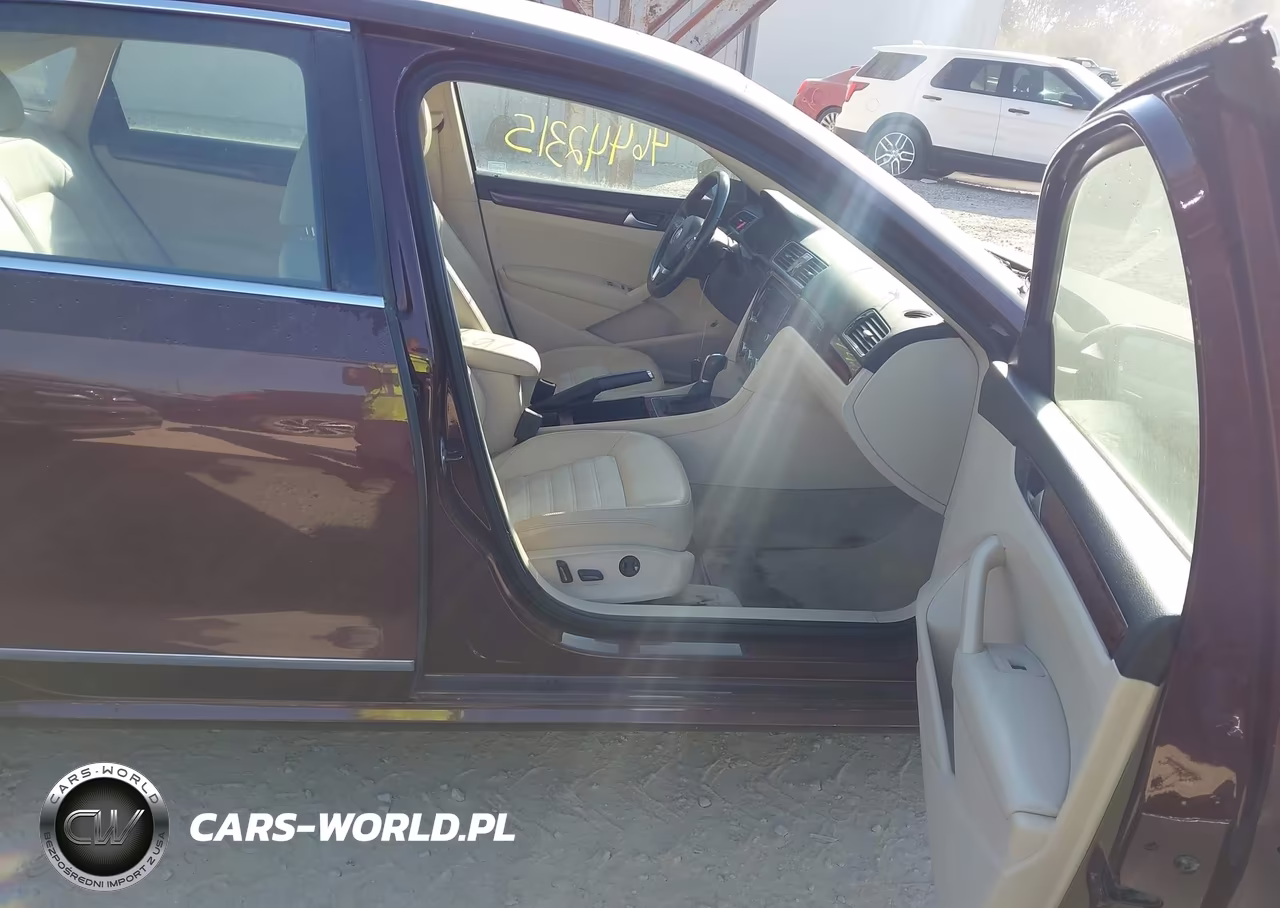 2012 Volkswagen Passat 2.0L Tdi Sel Premium VIN:1VWCN7A36CC066018 - 5