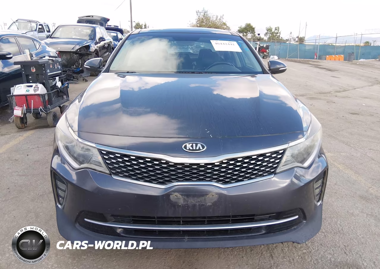 2018 Kia Optima S VIN:5XXGT4L30JG204140 - 12
