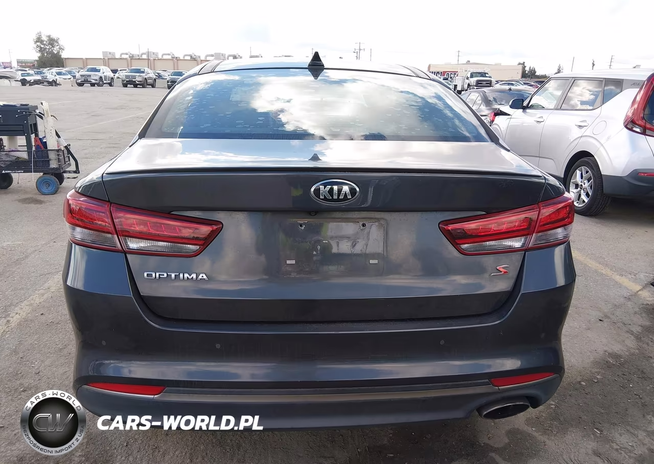 2018 Kia Optima S VIN:5XXGT4L30JG204140 - 16