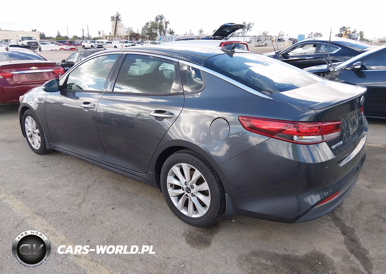 2018 Kia Optima S VIN:5XXGT4L30JG204140 - 3