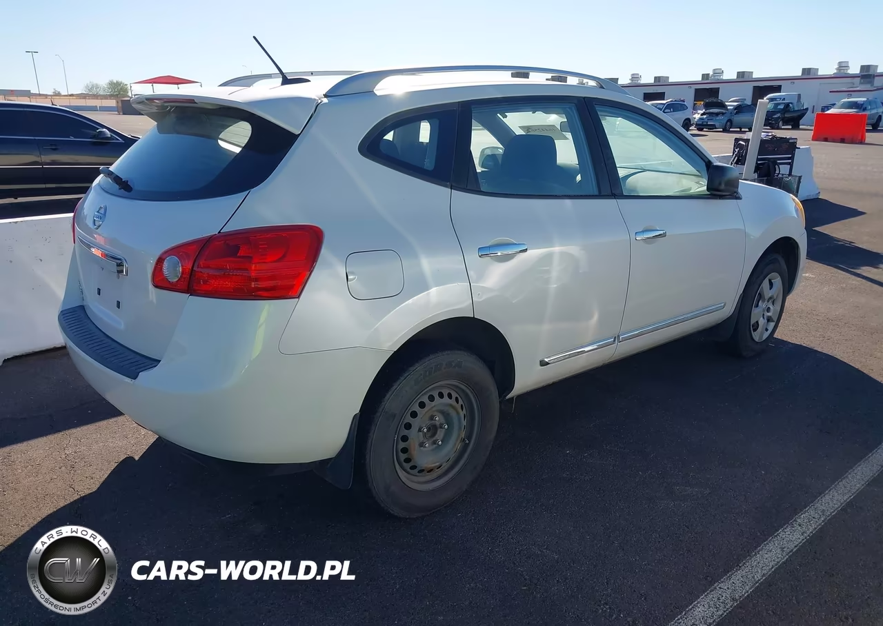2014 Nissan Rogue Select S VIN:JN8AS5MT8EW102204 - 4