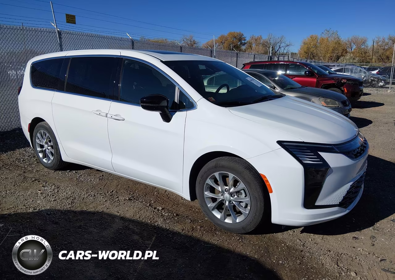 2027 Chrysler Pacifica VIN:2C4RC1GG2VR558954 - 1