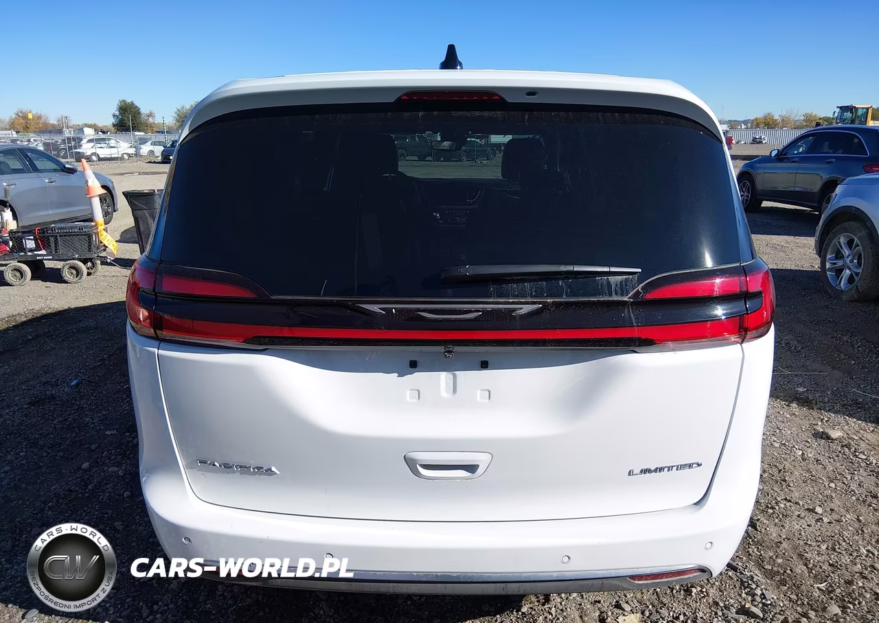 2027 Chrysler Pacifica VIN:2C4RC1GG2VR558954 - 16