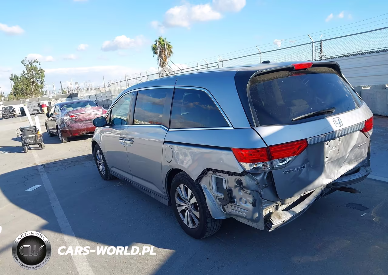 2016 Honda Odyssey Se VIN:5FNRL5H3XGB084768 - 3