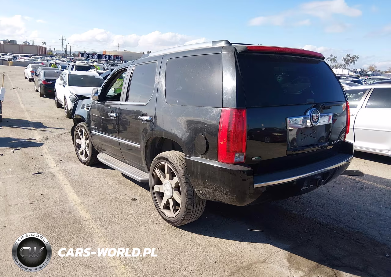 2011 Cadillac Escalade Luxury VIN:1GYS4BEF1BR242665 - 3
