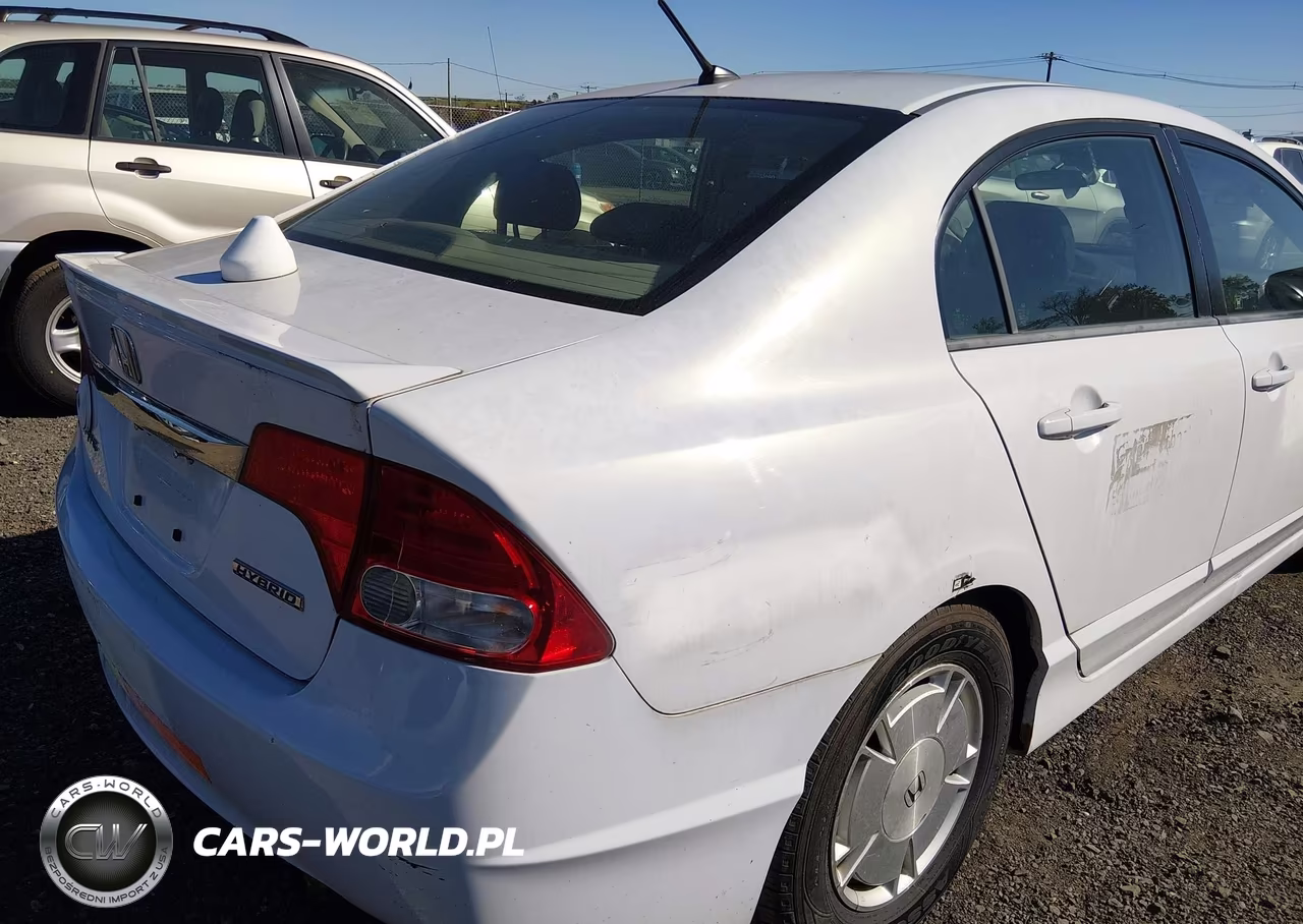 2011 Honda Civic Hybrid VIN:JHMFA3F28BS000402 - 13