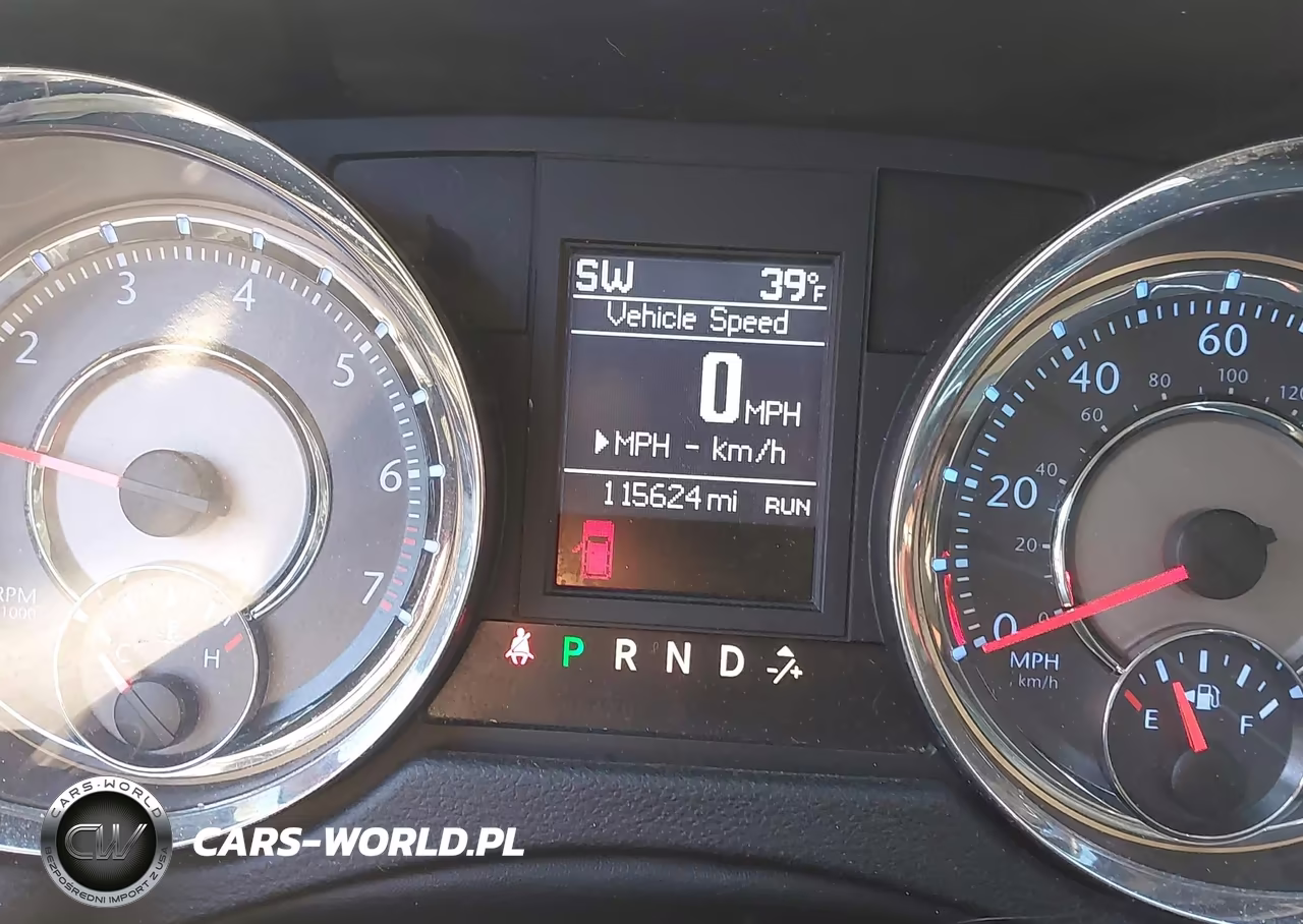 2016 Chrysler Town & Country Touring VIN:2C4RC1BG1GR293423 - 15
