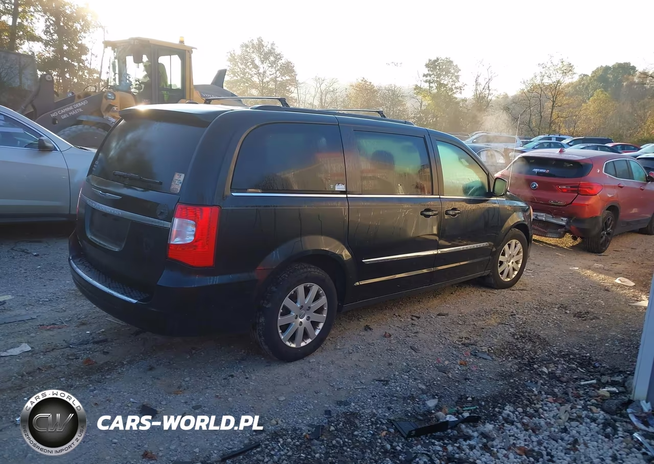2016 Chrysler Town & Country Touring VIN:2C4RC1BG1GR293423 - 4