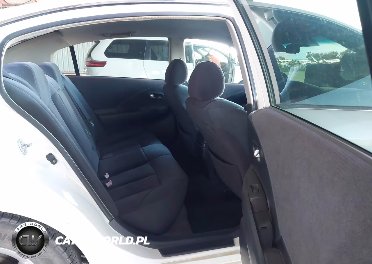 2002 Nissan Altima 2.5 S VIN:1N4AL11DX2C120950 - 8