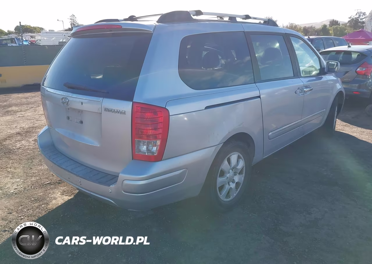 2008 Hyundai Entourage Gls-Limited VIN:KNDMC233186048111 - 4