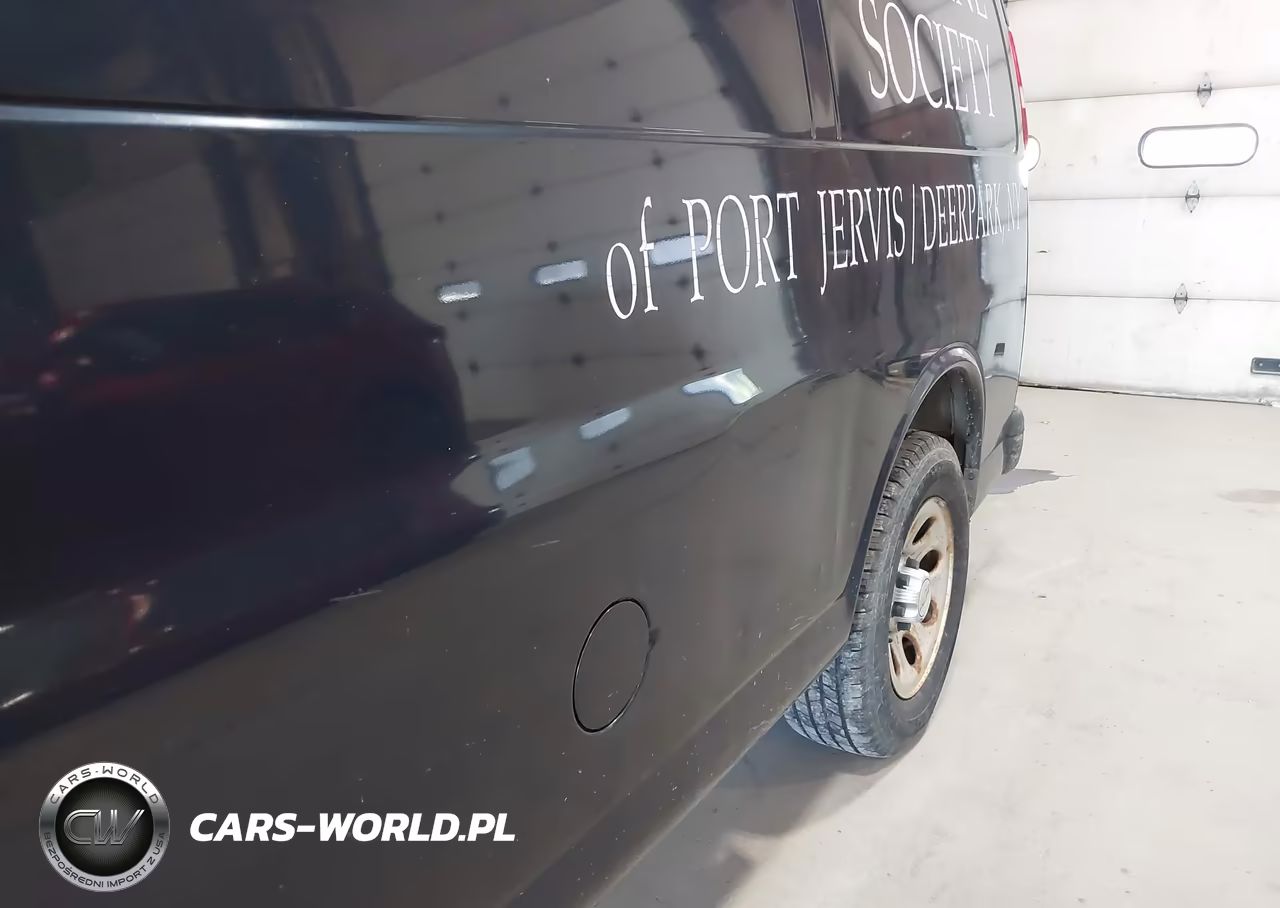 2010 Chevrolet Express 1500 Work Van VIN:1GCUHAD48A1152827 - 13