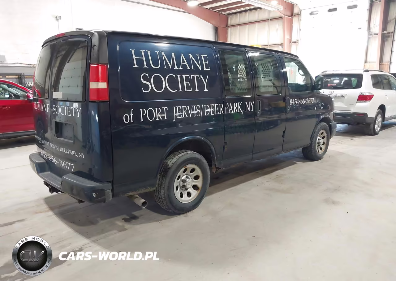 2010 Chevrolet Express 1500 Work Van VIN:1GCUHAD48A1152827 - 4