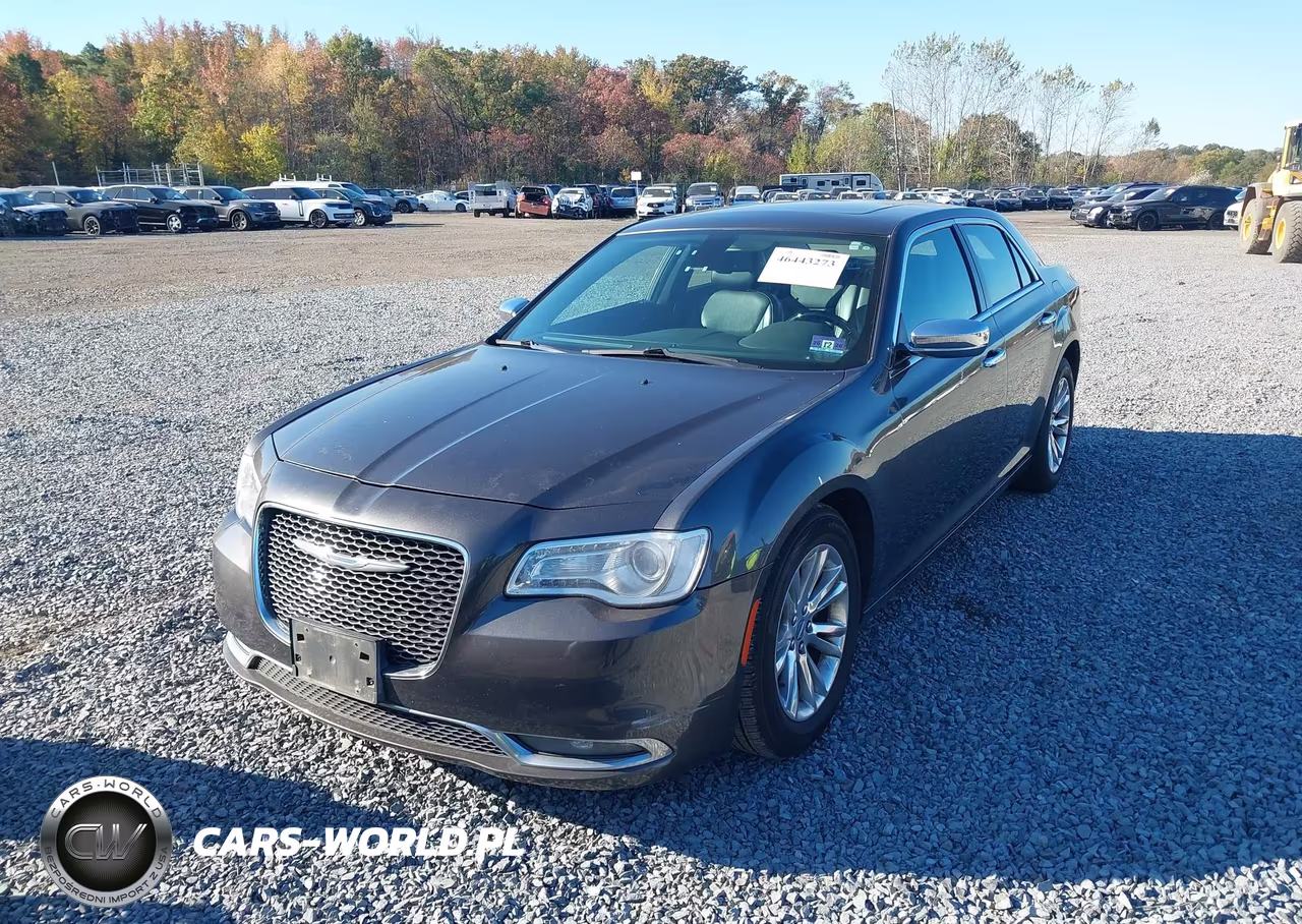 2017 Chrysler 300C VIN:2C3CCAEGXHH564623 - 6