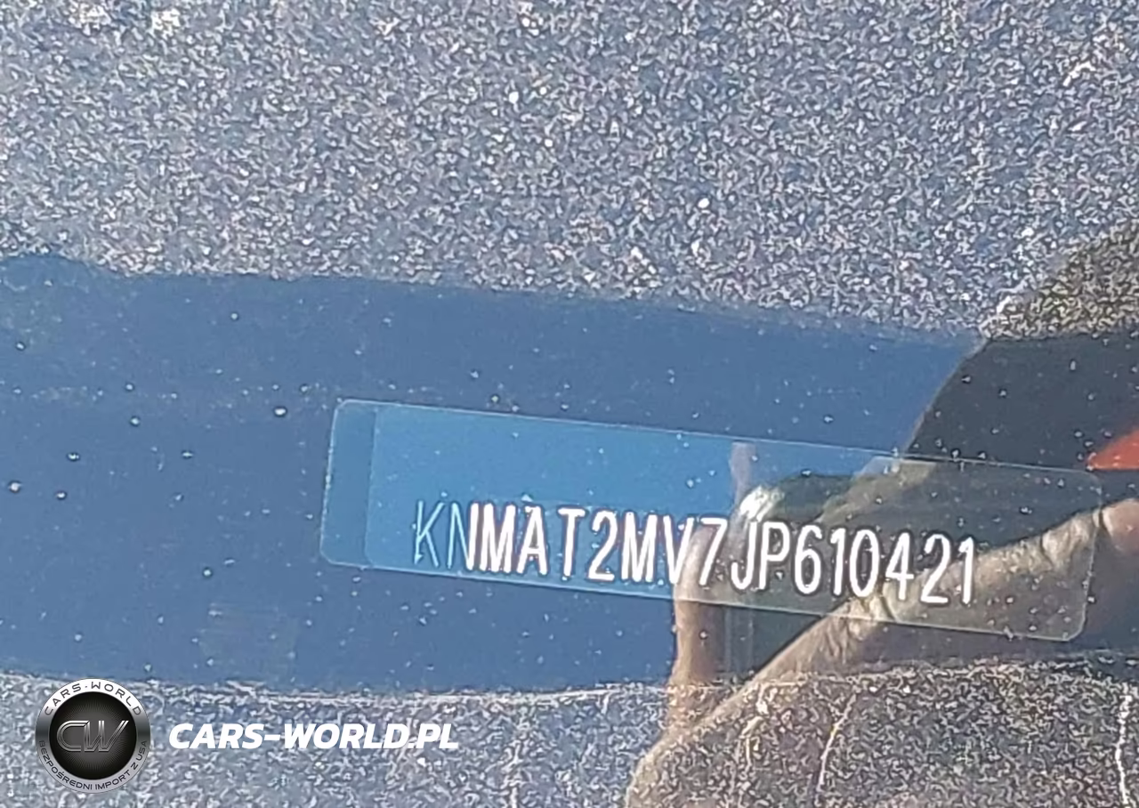 2018 Nissan Rogue Sv VIN:KNMAT2MV7JP610421 - 17