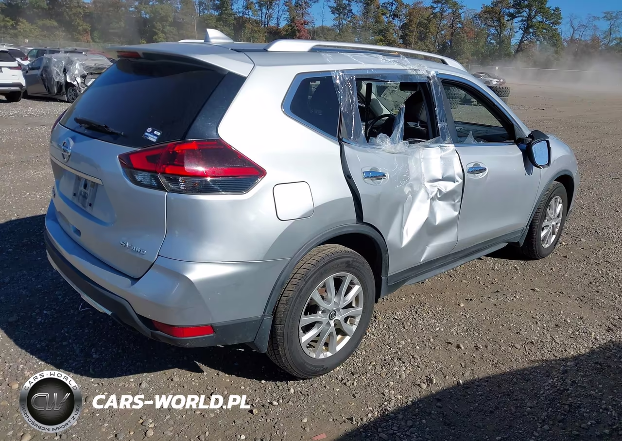 2018 Nissan Rogue Sv VIN:KNMAT2MV7JP610421 - 4