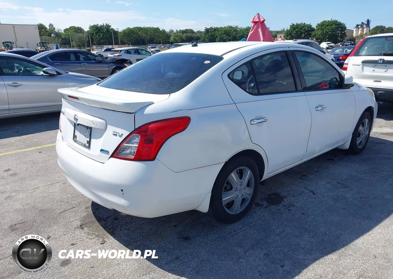 2014 Nissan Versa 1.6 Sv VIN:3N1CN7AP6EL828862 - 4