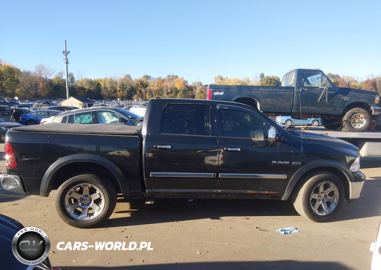 2010 Dodge Ram 1500 Laramie VIN:1D7RV1CT8AS256306 - 13