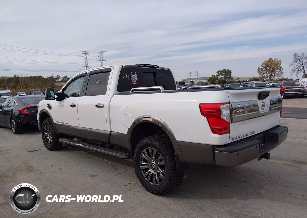 2016 Nissan Titan Xd Platinum Reserve Diesel VIN:1N6BA1F27GN510585 - 3