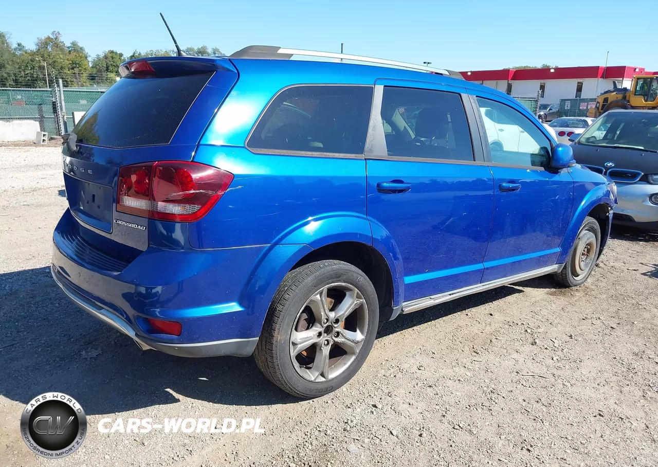 2015 Dodge Journey Crossroad VIN:3C4PDCGG4FT699328 - 4
