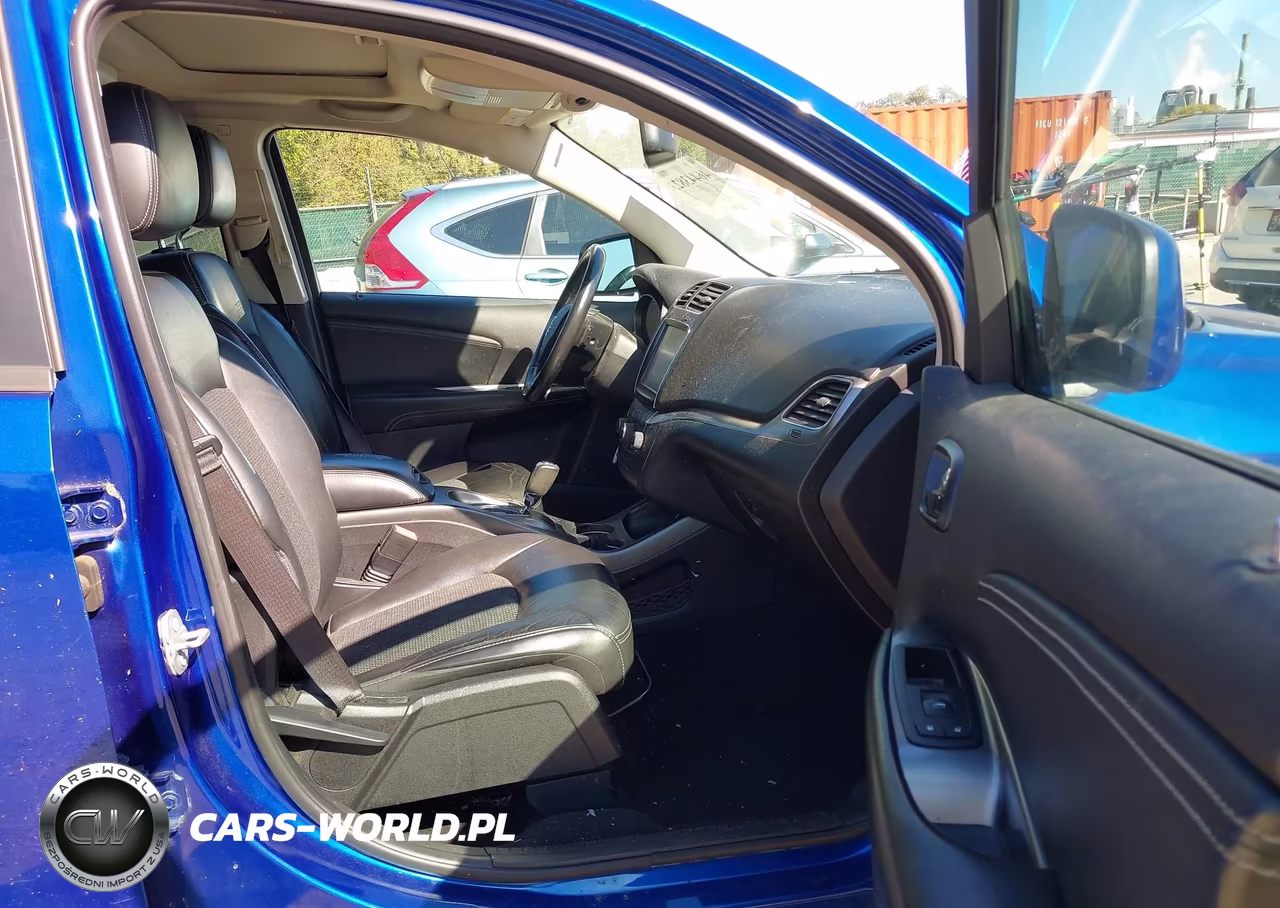 2015 Dodge Journey Crossroad VIN:3C4PDCGG4FT699328 - 5