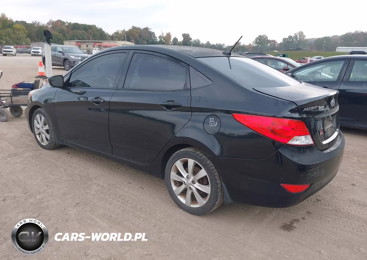 2014 Hyundai Accent Gls VIN:KMHCU4AE6EU607969 - 3