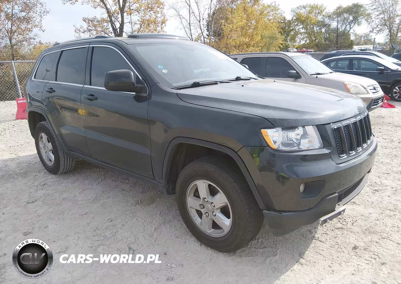 2013 Jeep Grand Cherokee Laredo – zdjęcie 1 z 19
