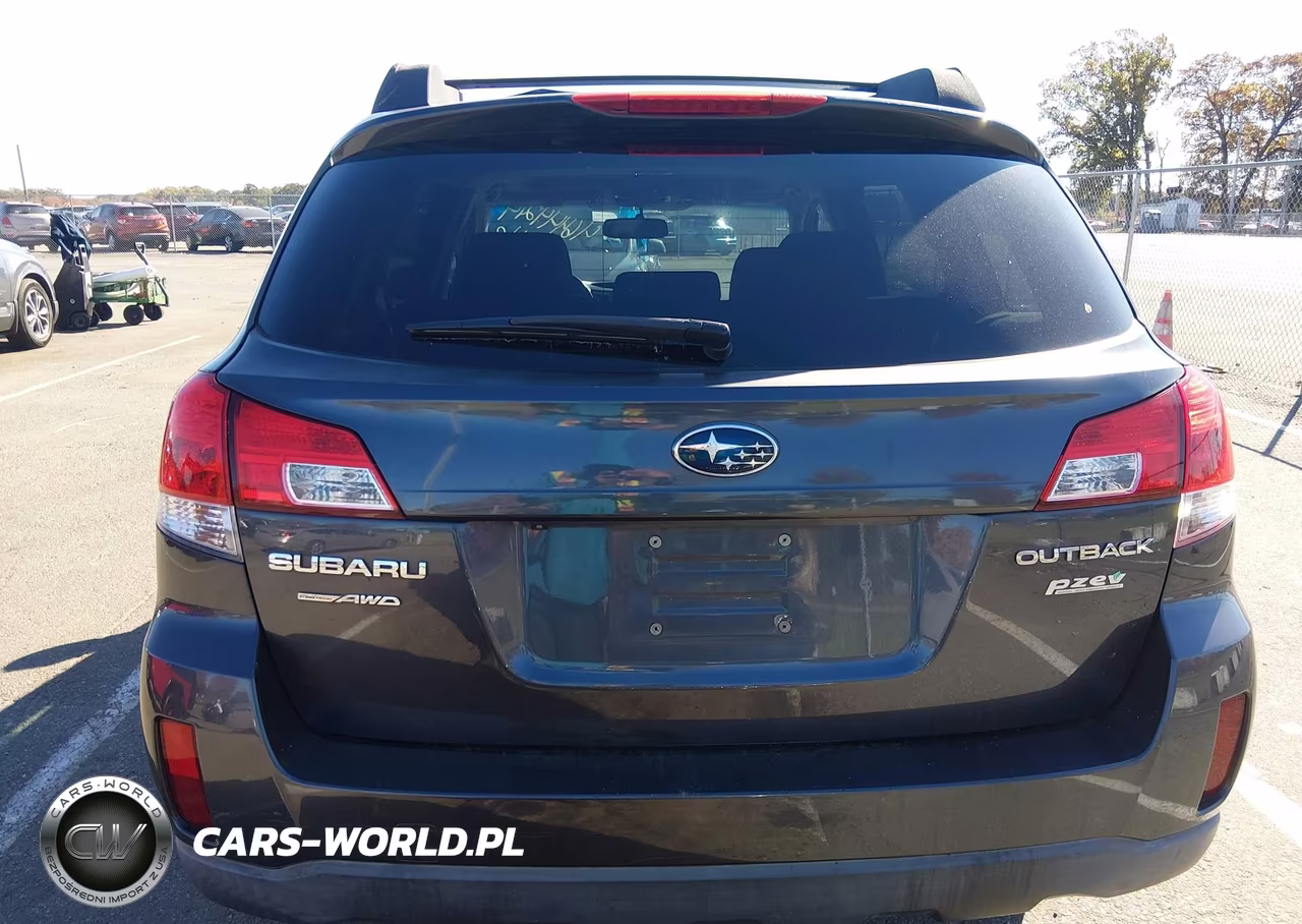 2012 Subaru Outback 2.5I Premium VIN:4S4BRBGC4C1234923 - 12