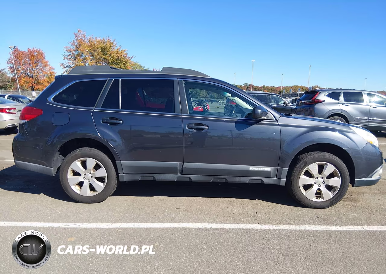 2012 Subaru Outback 2.5I Premium VIN:4S4BRBGC4C1234923 - 6