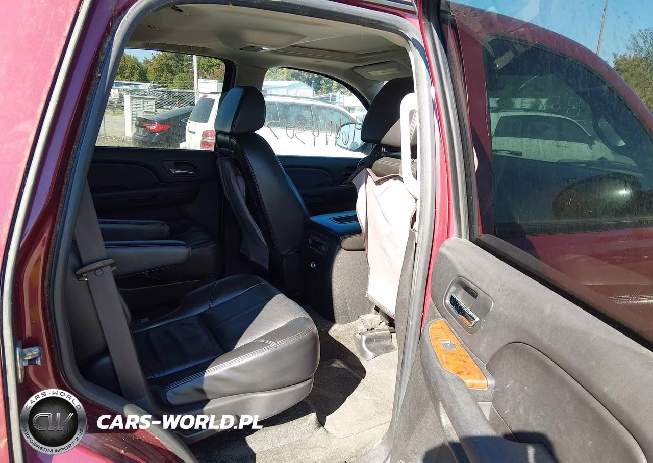 2007 Chevrolet Tahoe Lt VIN:1GNFC13017J343348 - 8