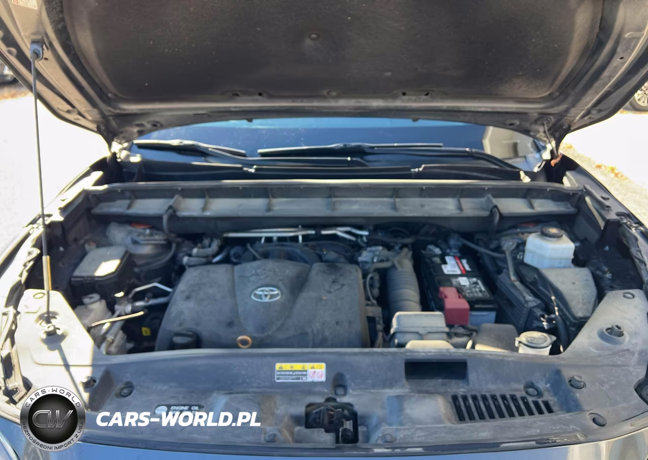 2020 Toyota Highlander Le VIN:5TDBZRBHXLS013491 - 10