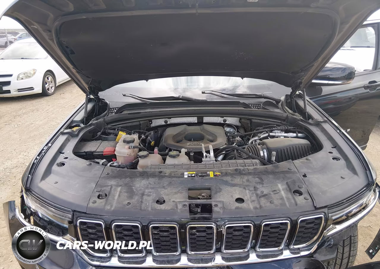 2024 Jeep Grand Cherokee 4Xe VIN:1C4RJYB66RC125097 - 10