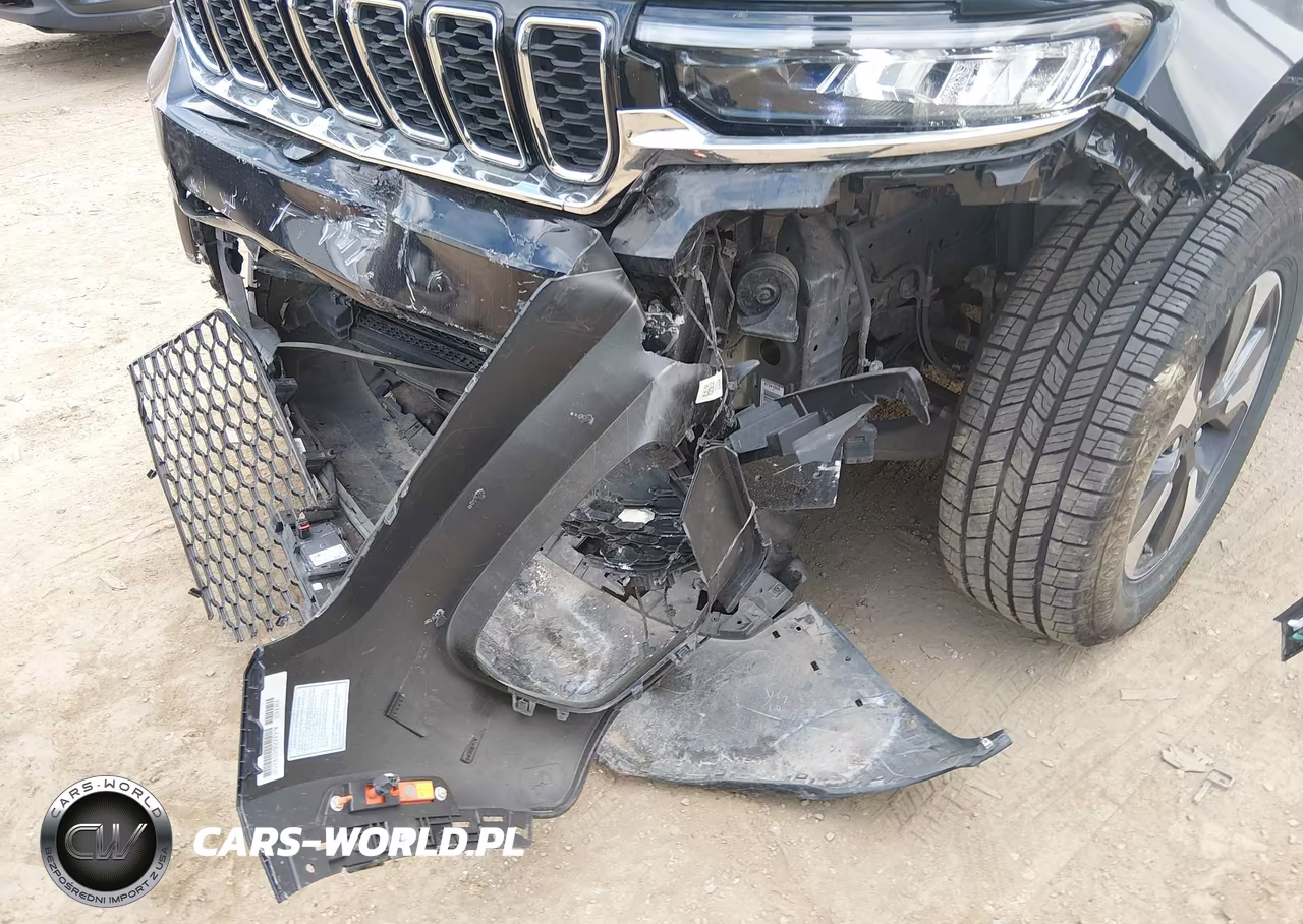 2024 Jeep Grand Cherokee 4Xe VIN:1C4RJYB66RC125097 - 17