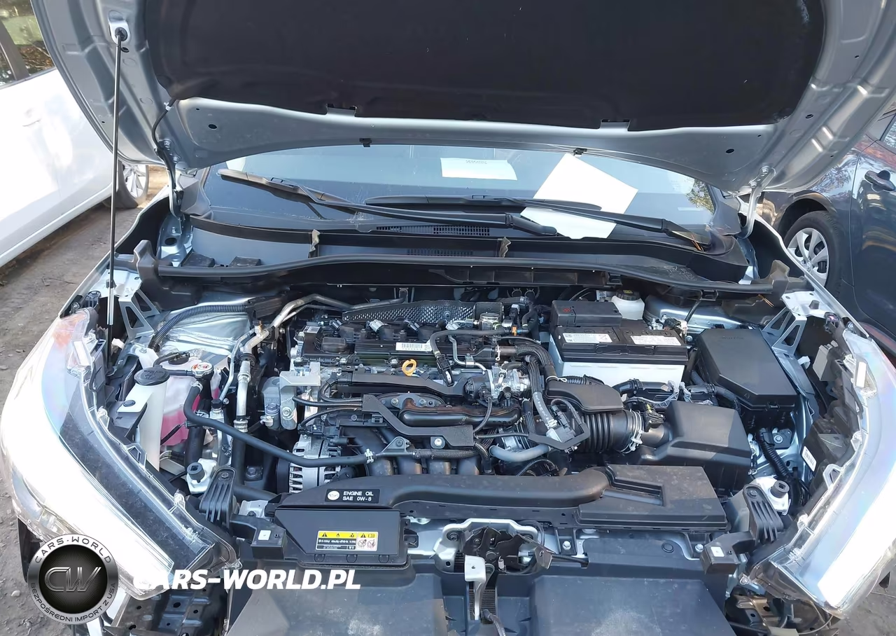 2026 Toyota Corolla Cross Xle VIN:7MUEAAAG8TV204640 - 10