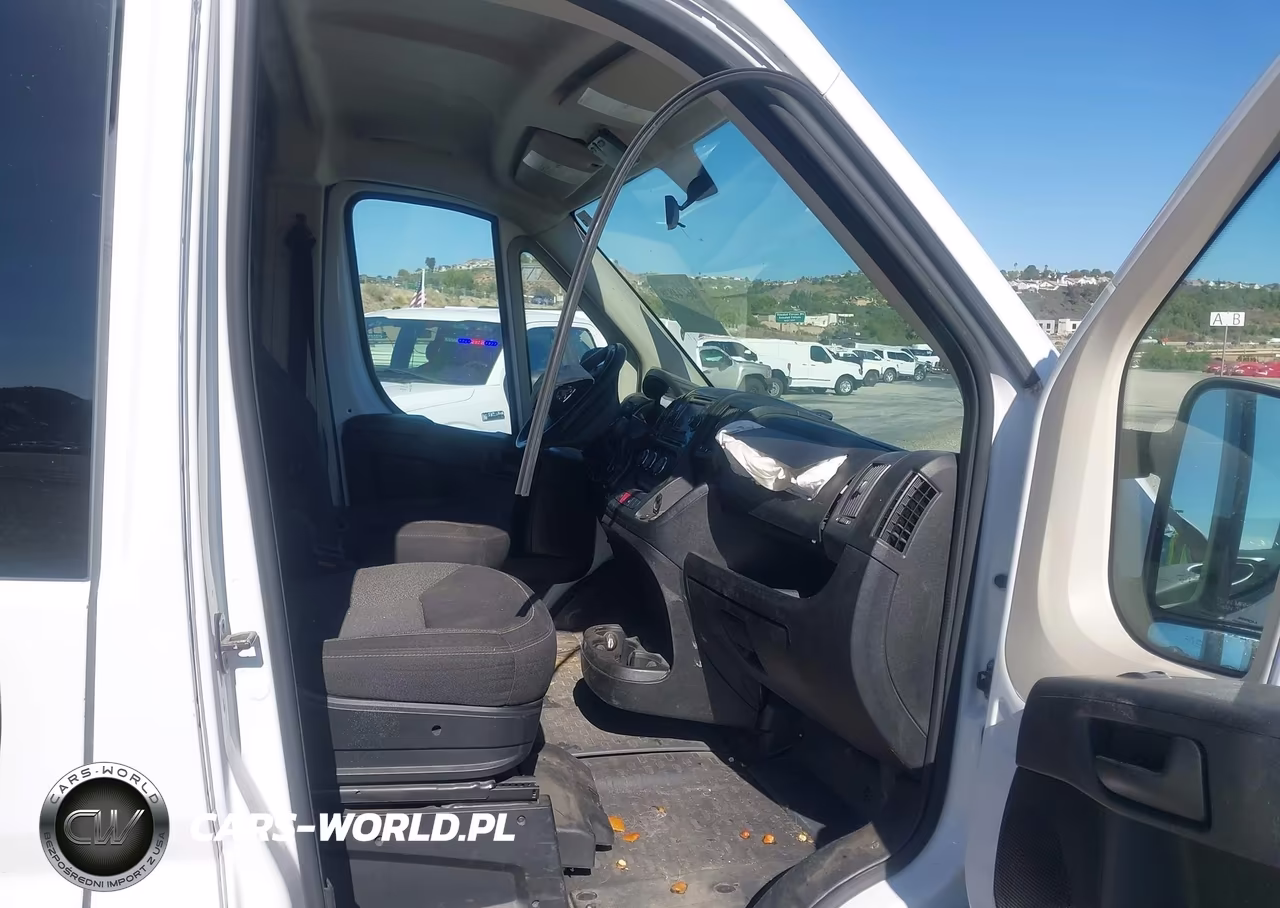 2015 Ram Promaster 1500 Low Roof VIN:3C6TRVAG1FE517634 - 5